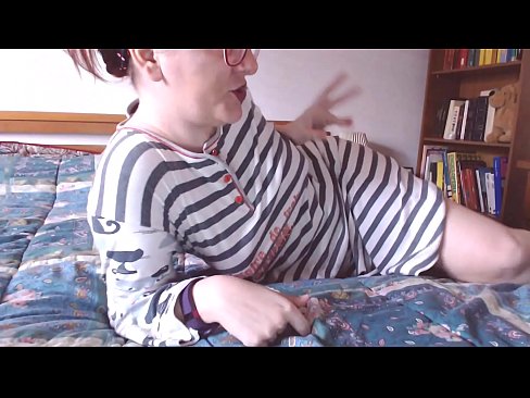 ❤️ Ambil ayam hitam besar ini di mulutmu budak kecil ❤ Video porno di porno id.passionateembracespotlight.ru ❤