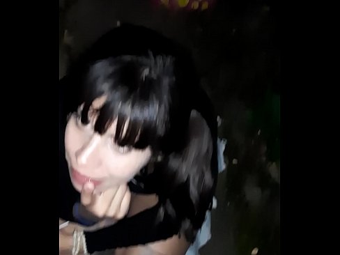 ❤️ Di jalan penis bengkak dengan imbalan permen ❤ Video porno di porno id.passionateembracespotlight.ru ❤