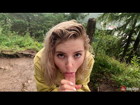 ❤️ Gadis menelan air mani setelah blowjob publik - Eva Elfi ❤ Video porno di porno id.passionateembracespotlight.ru ❤